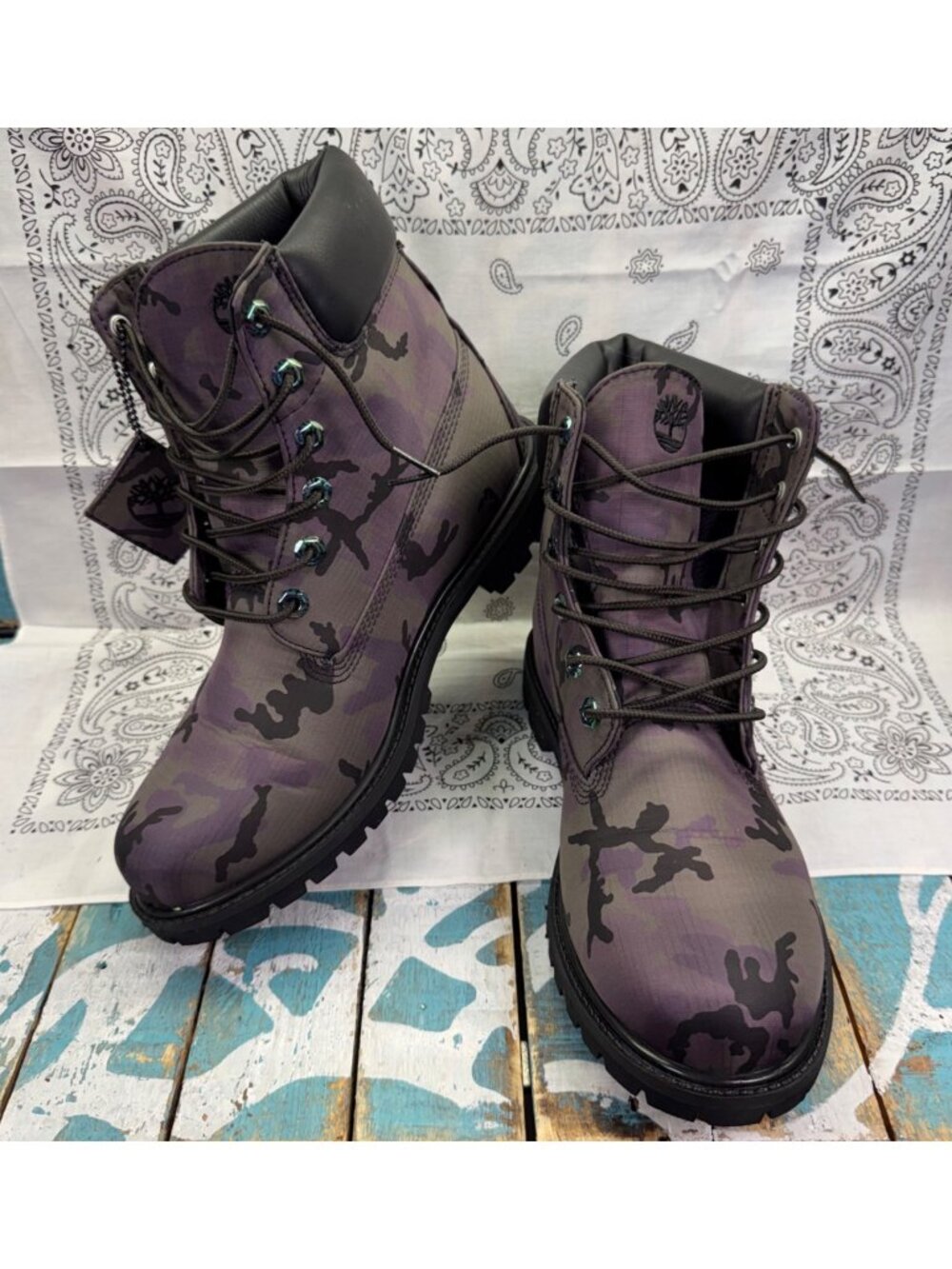 Timberland A25E3 Purple Camo 6" Iridescent Premium Fabric Boots  Womans Sz 10